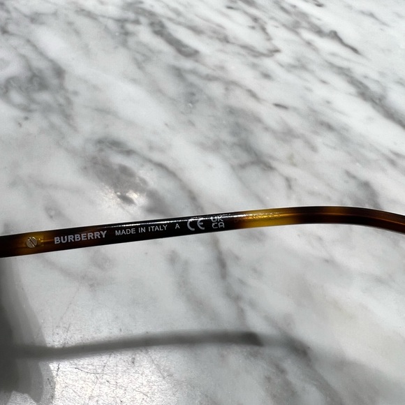 BURBERRY HAVANA SQUARE SUNGLASSES - Picture 7 of 10